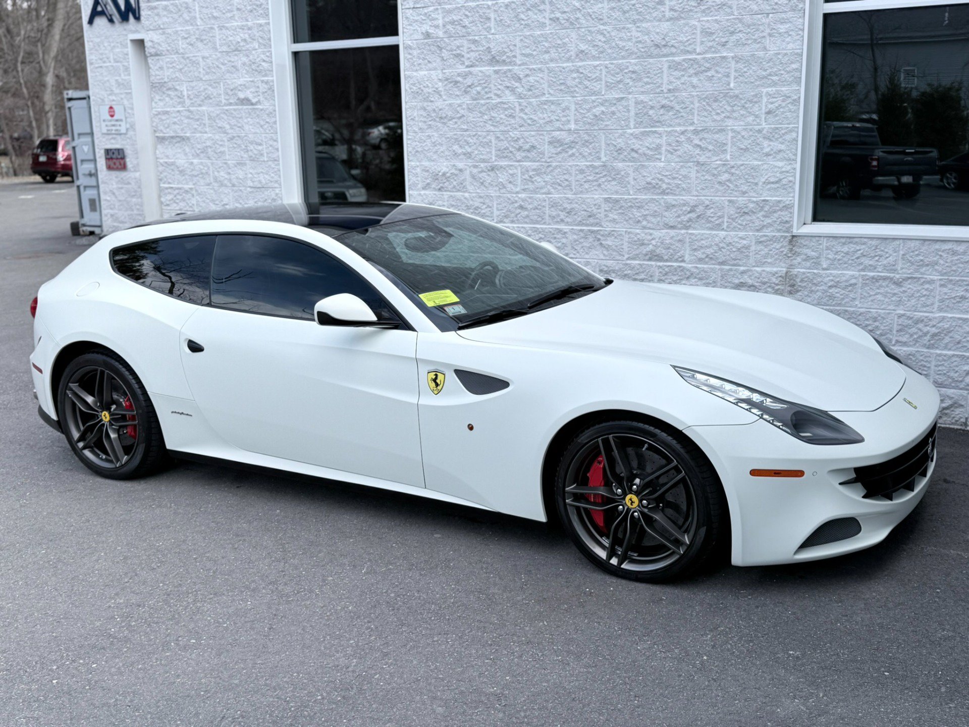 Used 2012 Ferrari FF AWD/4WD image 33