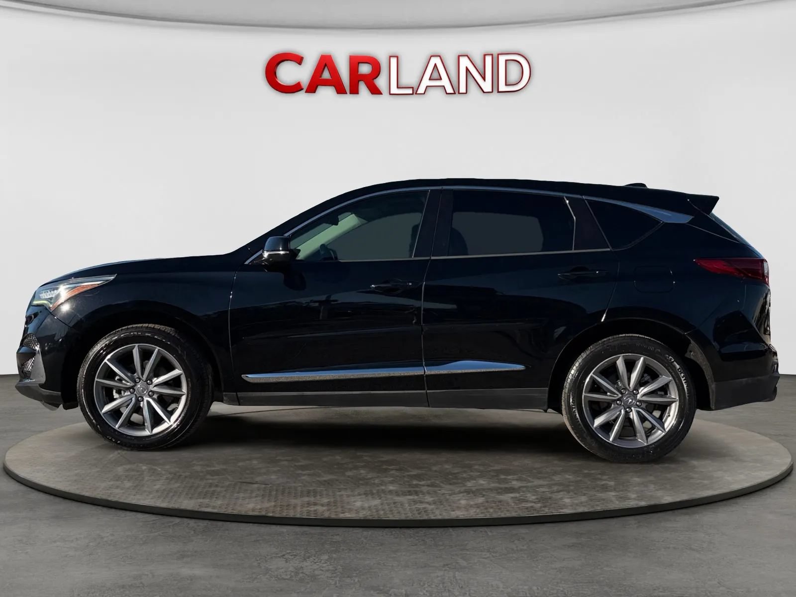Used 2020 Acura RDX w/ Technology Package FWD image 2