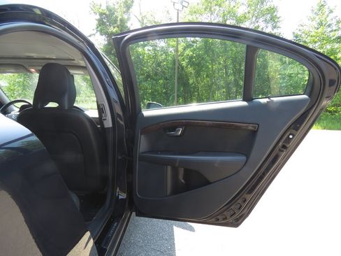 Used 2016 Volvo S80 T5 w/ Convenience Package FWD image 15