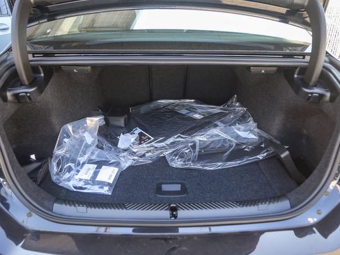 New 2026 BMW i5 eDrive40 w/ M Sport Package image 22