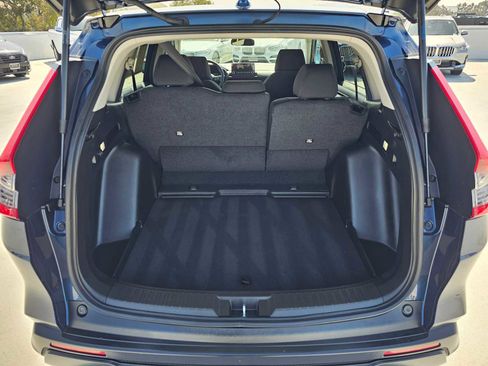 Used 2025 Honda CR-V EX image 14