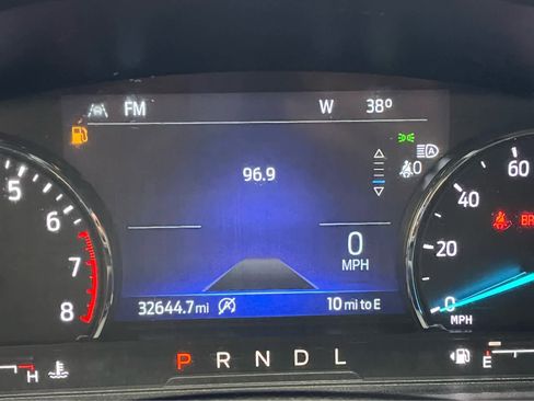 Used 2023 Ford Explorer XLT w/ Equipment Group 202A AWD/4WD image 33