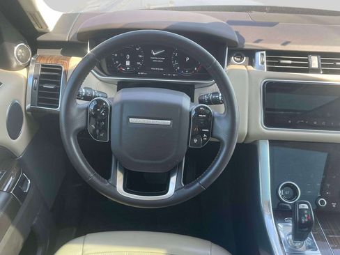 Used 2018 Land Rover Range Rover Sport HSE image 15