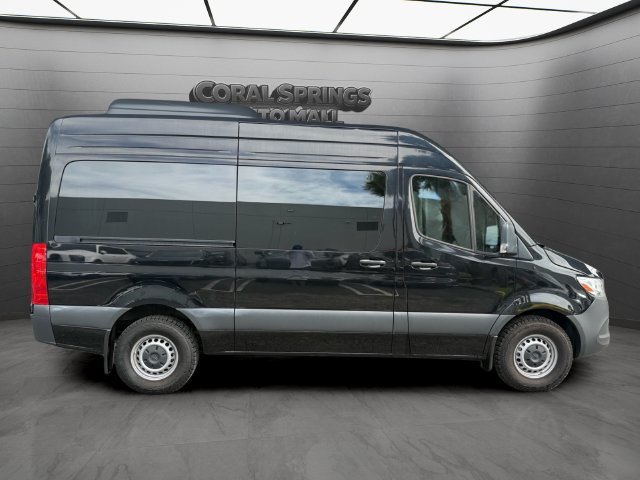 Used 2024 Mercedes-Benz Sprinter 2500 image 7