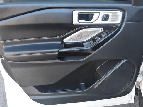 Used 2021 Ford Explorer ST w/ Equipment Group 401A AWD/4WD image 13