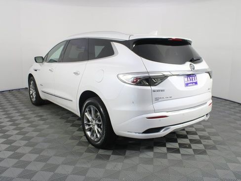 Used 2022 Buick Enclave Avenir w/ Avenir Technology Package image 29