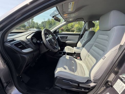 Used 2017 Honda CR-V LX image 9
