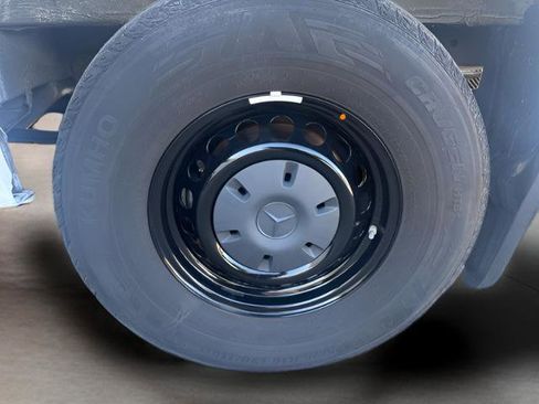 Used 2023 Mercedes-Benz Sprinter 2500 w/ Acoustic Package image 31