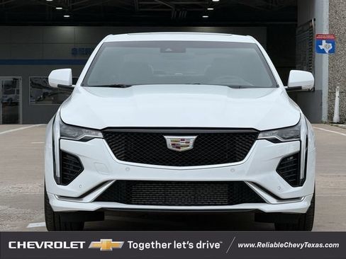 Used 2025 Cadillac CT4 Sport RWD image 3