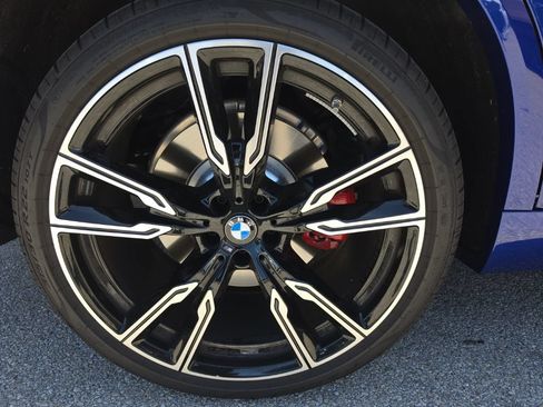 Used 2026 BMW X5 M60i w/ Executive Package AWD/4WD image 2