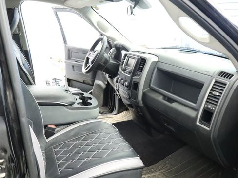 Used 2019 RAM 1500 Express w/ Express Value Package image 23