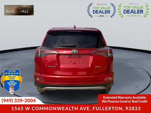 Used 2017 Toyota RAV4 XLE w/ Carpet Mat Package image 5