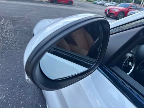 Used 2022 Alfa Romeo Giulia Ti AWD/4WD image 17