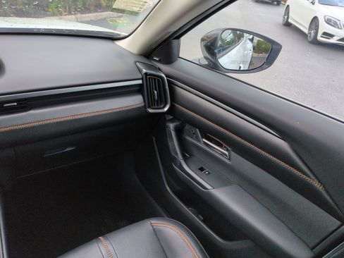 Used 2025 MAZDA CX-50 AWD 2.5 S w/ Weather Package image 17
