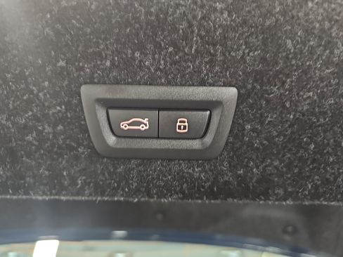 New 2026 BMW 330i Sedan w/ Premium Package image 13