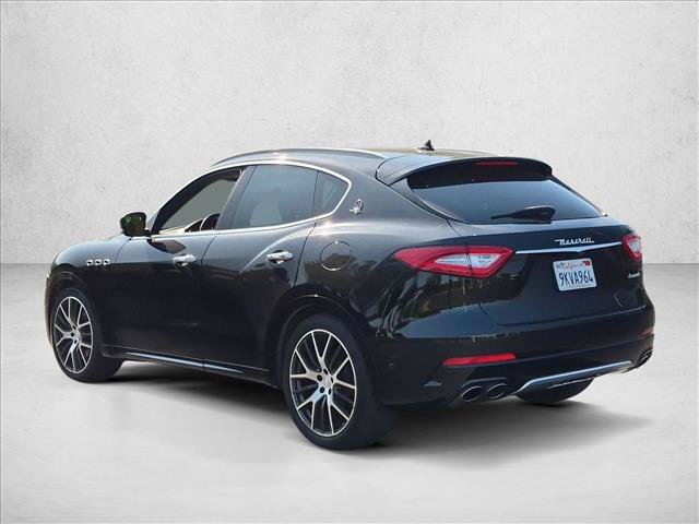 Used 2017 Maserati Levante w/ Luxury Package AWD/4WD image 7