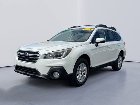 Used 2018 Subaru Outback 2.5i Premium image 2