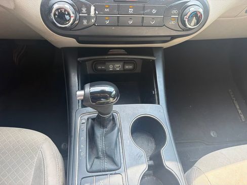 Used 2016 Kia Sorento LX AWD/4WD image 12