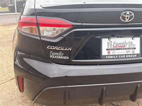 Used 2025 Toyota Corolla SE image 8