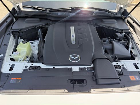 Used 2024 MAZDA CX-90 Plug-In Hybrid w/ Preferred AWD/4WD image 20