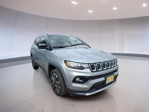 Used 2023 Jeep Compass Limited w/ Sun and Sound Group AWD/4WD image 1