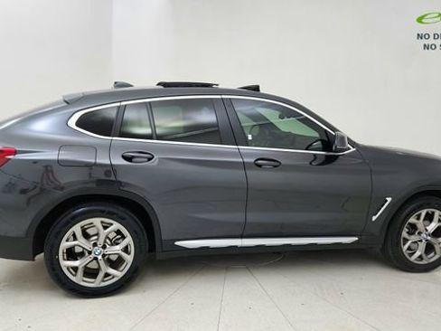 Used 2025 BMW X4 xDrive30i AWD/4WD image 6