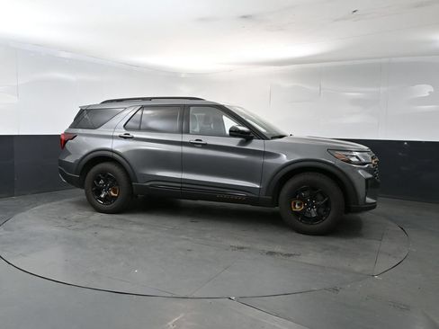 Used 2026 Ford Explorer Tremor w/ Tremor Convenience Package AWD/4WD image 7