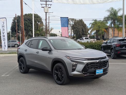Used 2026 Chevrolet Trax ACTIV w/ Driver Confidence Package image 7