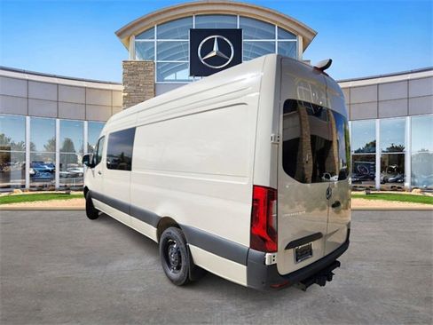 New 2025 Mercedes-Benz Sprinter 2500 image 3