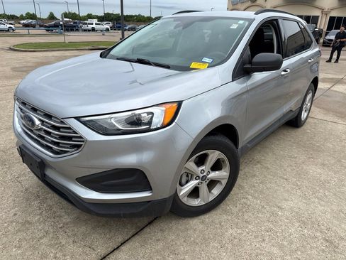 Used 2020 Ford Edge SE FWD image 1