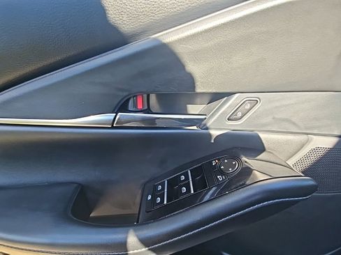 Certified 2023 MAZDA CX-30 AWD 2.5 S w/ Preferred Package image 9