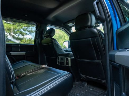 Used 2019 Ford F150 Lariat AWD/4WD image 13