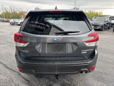 Used 2021 Subaru Forester Premium AWD/4WD image 6