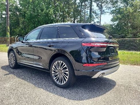 Used 2022 Lincoln Corsair Reserve w/ Sport Package AWD/4WD image 3