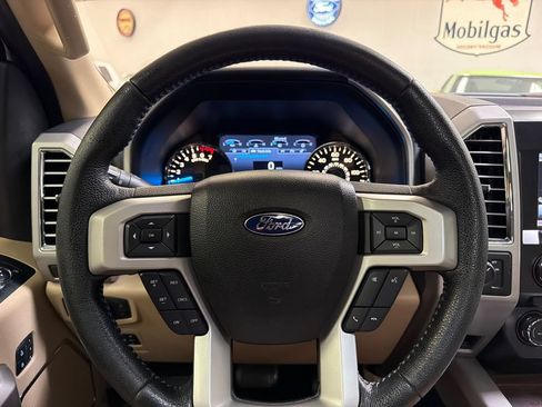 Used 2015 Ford F150 Lariat w/ Equipment Group 501A Mid RWD image 17