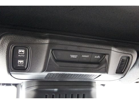 Used 2024 Jeep Wrangler Unlimited Rubicon AWD/4WD image 23