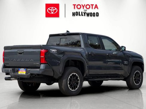 New 2026 Toyota Tacoma TRD Off-Road AWD/4WD image 4