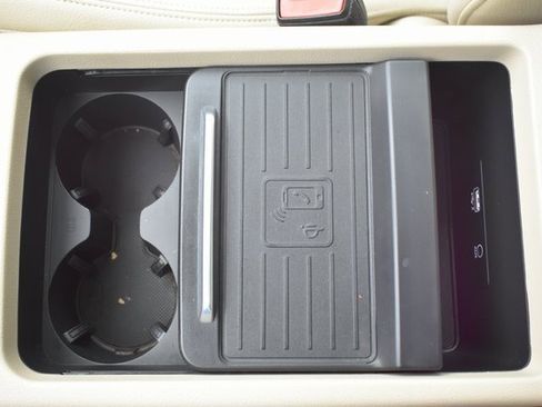 Used 2019 Audi Q5 2.0T Premium Plus w/ Premium Plus Package image 31