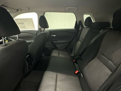 New 2026 Nissan Rogue SV AWD/4WD image 10