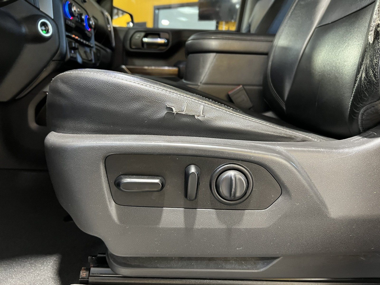 Used 2020 Chevrolet Silverado 1500 RST w/ All-Star Edition AWD/4WD image 23