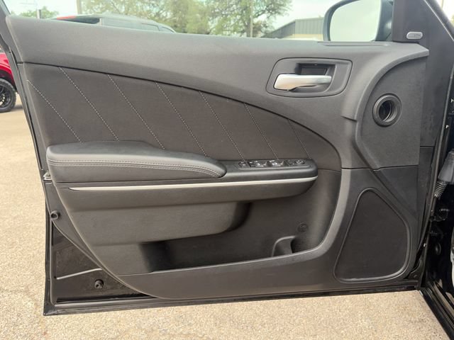 Used 2023 Dodge Charger SXT RWD image 18
