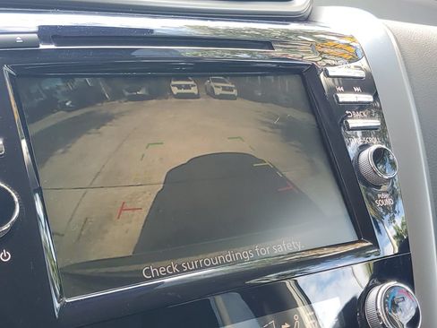 Used 2024 Nissan Murano SV FWD image 25