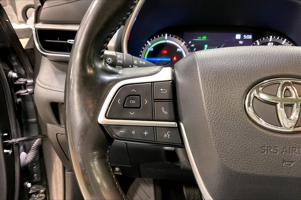Used 2022 Toyota Highlander Platinum AWD/4WD image 12