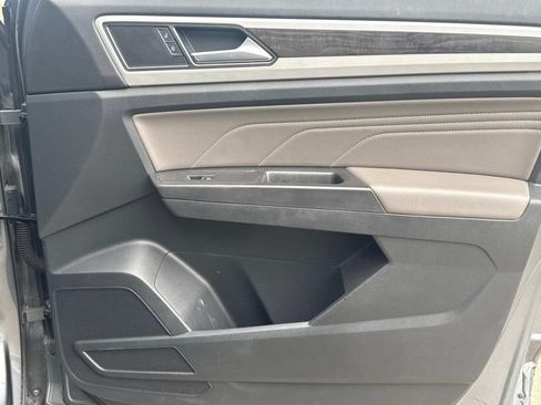 Used 2022 Volkswagen Atlas SE FWD image 18