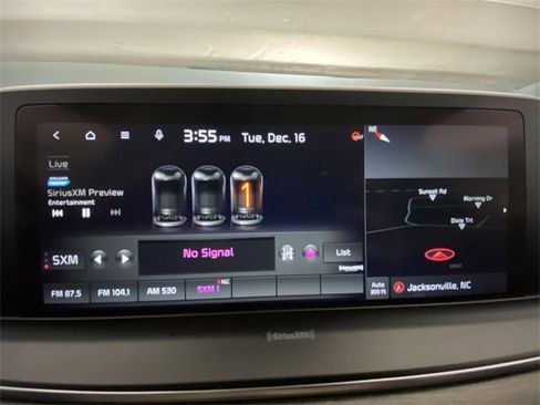 Used 2022 Kia Telluride EX w/ EX Premium Package image 16