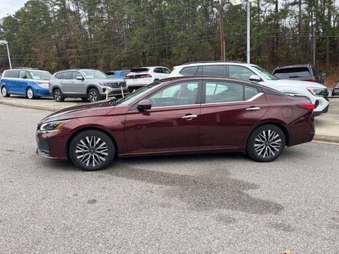 Used 2023 Nissan Altima 2.5 SV image 38
