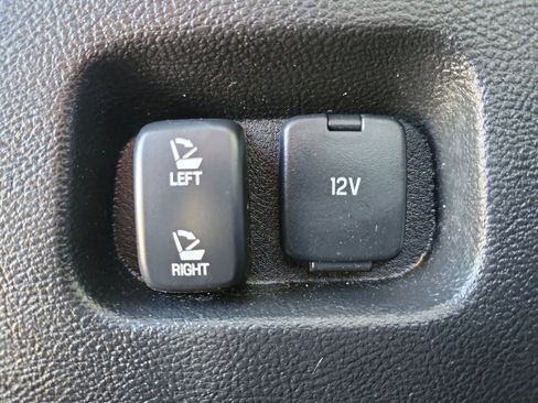 Used 2023 Ford Edge SEL w/ Convenience Package AWD/4WD image 9