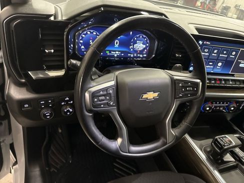 Certified 2024 Chevrolet Silverado 1500 LT w/ Z71 Off-Road Package image 20