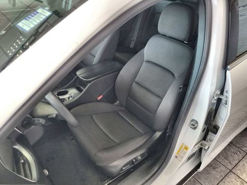 Used 2023 Chevrolet Malibu LT FWD image 11