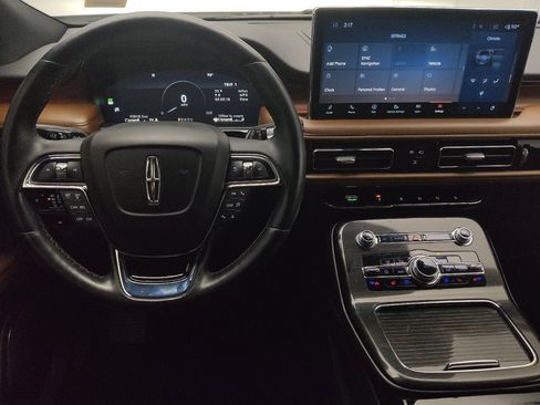 Used 2021 Lincoln Nautilus Reserve FWD image 22